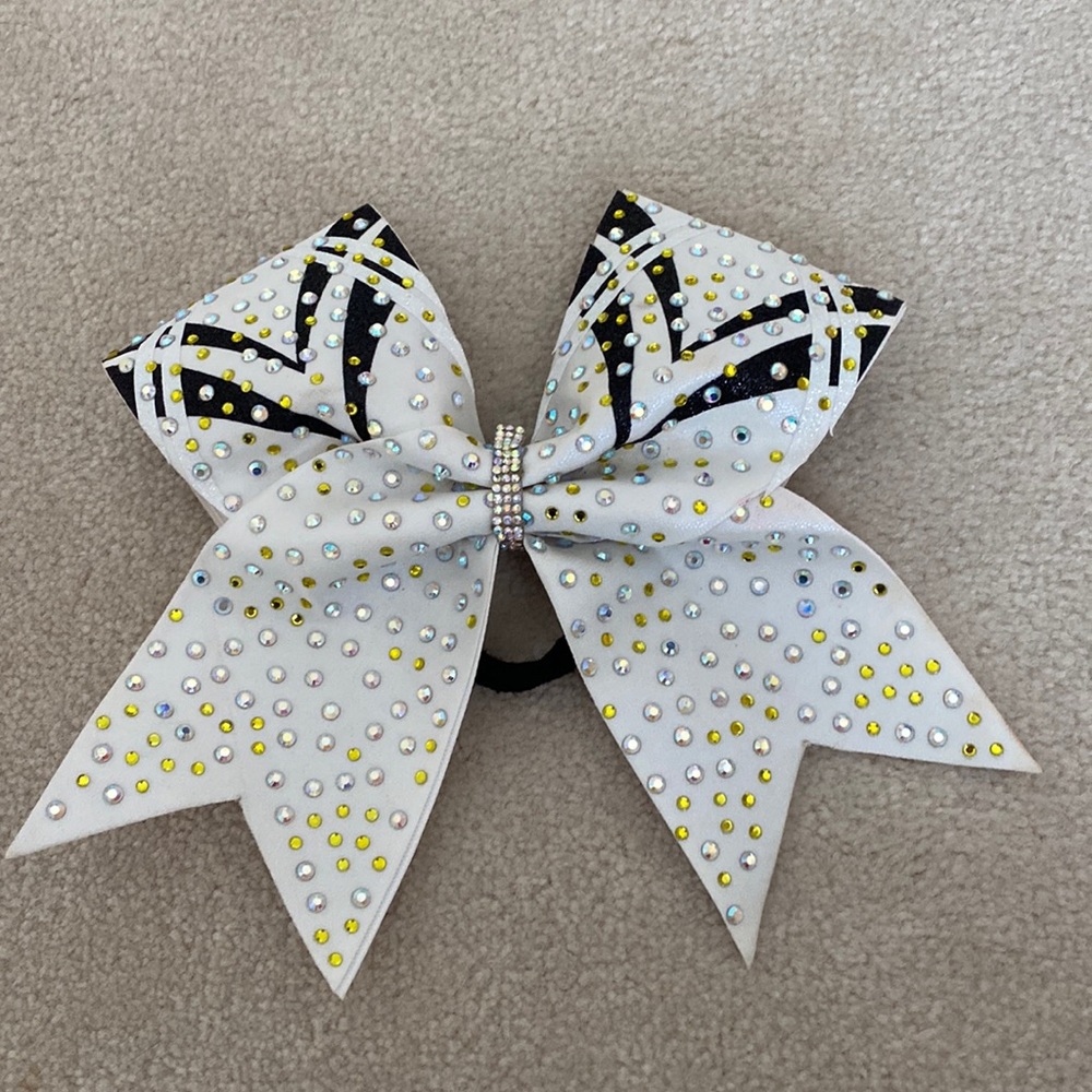 World Cup Suns 2018-2019 Competition Bow